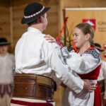 8. Gminny Konkurs Tańca Góralskiego i Zbójnickiego „Tatrzański Zwyrt" - Dziecięcy Zespół Regionalny „Mali Jurgowianie” Zespół Regionalny „Podhale Grupa Spiska” z Jurgowa 8. Gminny Konkurs Tańca Góralskiego i Zbójnickiego „Tatrzański Zwyrt" - Dziecięcy Zespół Regionalny „Mali Jurgowianie” Zespół Regionalny „Podhale Grupa Spiska” z Jurgowa