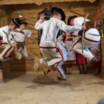 8. Gminny Konkurs Tańca Góralskiego i Zbójnickiego „Tatrzański Zwyrt" - Dziecięcy Zespół Regionalny „Mali Jurgowianie” Zespół Regionalny „Podhale Grupa Spiska” z Jurgowa 8. Gminny Konkurs Tańca Góralskiego i Zbójnickiego „Tatrzański Zwyrt" - Dziecięcy Zespół Regionalny „Mali Jurgowianie” Zespół Regionalny „Podhale Grupa Spiska” z Jurgowa