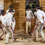 8. Gminny Konkurs Tańca Góralskiego i Zbójnickiego „Tatrzański Zwyrt" - Dziecięcy Zespół Regionalny „Mali Jurgowianie” Zespół Regionalny „Podhale Grupa Spiska” z Jurgowa 8. Gminny Konkurs Tańca Góralskiego i Zbójnickiego „Tatrzański Zwyrt" - Dziecięcy Zespół Regionalny „Mali Jurgowianie” Zespół Regionalny „Podhale Grupa Spiska” z Jurgowa