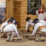 8. Gminny Konkurs Tańca Góralskiego i Zbójnickiego „Tatrzański Zwyrt" - Dziecięcy Zespół Regionalny „Mali Jurgowianie” Zespół Regionalny „Podhale Grupa Spiska” z Jurgowa 8. Gminny Konkurs Tańca Góralskiego i Zbójnickiego „Tatrzański Zwyrt" - Dziecięcy Zespół Regionalny „Mali Jurgowianie” Zespół Regionalny „Podhale Grupa Spiska” z Jurgowa