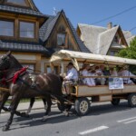 58. Sabałowe Bajania - Paradny przejazd na rozpoczęcie festiwalu 58. Sabałowe Bajania - Paradny przejazd na rozpoczęcie festiwalu