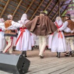 XXI Dzień Polowaca - Wesele Spiskie w wykonaniu Zespołu Regionalnego Podhale Grupa Spiska z Jurgowa 2024-07-28 XXI Dzień Polowaca - Wesele Spiskie w wykonaniu Zespołu Regionalnego Podhale Grupa Spiska z Jurgowa 2024-07-28