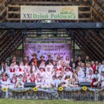 XXI Dzień Polowaca - Wesele Spiskie w wykonaniu Zespołu Regionalnego Podhale Grupa Spiska z Jurgowa 2024-07-28 XXI Dzień Polowaca - Wesele Spiskie w wykonaniu Zespołu Regionalnego Podhale Grupa Spiska z Jurgowa 2024-07-28