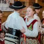 Występ zespołów Zawaternik i Ślebodni - III Konkurs Muzyk „Stefaniakowe Nuty” 2024 - Leśnica - Groń Występ zespołów Zawaternik i Ślebodni - III Konkurs Muzyk „Stefaniakowe Nuty” 2024 - Leśnica - Groń