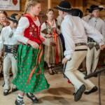 Występ zespołów Zawaternik i Ślebodni - III Konkurs Muzyk „Stefaniakowe Nuty” 2024 - Leśnica - Groń Występ zespołów Zawaternik i Ślebodni - III Konkurs Muzyk „Stefaniakowe Nuty” 2024 - Leśnica - Groń