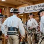 Występ zespołów Zawaternik i Ślebodni - III Konkurs Muzyk „Stefaniakowe Nuty” 2024 - Leśnica - Groń Występ zespołów Zawaternik i Ślebodni - III Konkurs Muzyk „Stefaniakowe Nuty” 2024 - Leśnica - Groń