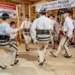 Występ zespołów Zawaternik i Ślebodni - III Konkurs Muzyk „Stefaniakowe Nuty” 2024 - Leśnica - Groń Występ zespołów Zawaternik i Ślebodni - III Konkurs Muzyk „Stefaniakowe Nuty” 2024 - Leśnica - Groń