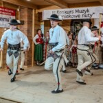 Występ zespołów Zawaternik i Ślebodni - III Konkurs Muzyk „Stefaniakowe Nuty” 2024 - Leśnica - Groń Występ zespołów Zawaternik i Ślebodni - III Konkurs Muzyk „Stefaniakowe Nuty” 2024 - Leśnica - Groń