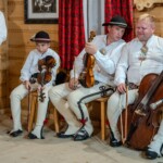 Występ zespołów Zawaternik i Ślebodni - III Konkurs Muzyk „Stefaniakowe Nuty” 2024 - Leśnica - Groń Występ zespołów Zawaternik i Ślebodni - III Konkurs Muzyk „Stefaniakowe Nuty” 2024 - Leśnica - Groń