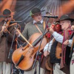 Kapela Gajdoši z Kopanic & Susko Muzyka z Suchej Beskidzkiej Kapela Gajdoši z Kopanic & Susko Muzyka z Suchej Beskidzkiej