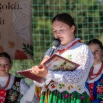 Otwarcie Festynu Bacowskiego - Śpiew Pasterski - grupa śpiewacza zespołu "Ślebodni" Otwarcie Festynu Bacowskiego - Śpiew Pasterski - grupa śpiewacza zespołu "Ślebodni"