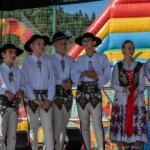 Otwarcie Festynu Bacowskiego - Śpiew Pasterski - grupa śpiewacza zespołu "Ślebodni" Otwarcie Festynu Bacowskiego - Śpiew Pasterski - grupa śpiewacza zespołu "Ślebodni"