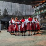 Zespół "Szélrózsa Folkdance Group" z Węgier - 40 Babiogórska Jesień 2024 Zespół "Szélrózsa Folkdance Group" z Węgier - 40 Babiogórska Jesień 2024