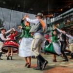 Zespół "Szélrózsa Folkdance Group" z Węgier - 40 Babiogórska Jesień 2024 Zespół "Szélrózsa Folkdance Group" z Węgier - 40 Babiogórska Jesień 2024