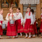 39. Przegląd Gminnych Zespołów Regionalnych „Małe Bajania” - Zespół Regionalny "Małe Ciardasie" z Czarnej Góry 39. Przegląd Gminnych Zespołów Regionalnych „Małe Bajania” - Zespół Regionalny "Małe Ciardasie" z Czarnej Góry