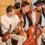 39. Przegląd Gminnych Zespołów Regionalnych „Małe Bajania” - Dziecięcy Zespół Góralski „Mali Białcanie” z Białki Tatrzańskiej 39. Przegląd Gminnych Zespołów Regionalnych „Małe Bajania” - Dziecięcy Zespół Góralski „Mali Białcanie” z Białki Tatrzańskiej