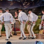 39. Przegląd Gminnych Zespołów Regionalnych „Małe Bajania” - Zespół Góralski „Ślebodni” z Leśnicy-Gronia 39. Przegląd Gminnych Zespołów Regionalnych „Małe Bajania” - Zespół Góralski „Ślebodni” z Leśnicy-Gronia