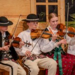 39. Przegląd Gminnych Zespołów Regionalnych „Małe Bajania” - Dziecięcy Zespół Góralski „Zyngierki Białcańskie” z Białki Tatrzańskiej 39. Przegląd Gminnych Zespołów Regionalnych „Małe Bajania” - Dziecięcy Zespół Góralski „Zyngierki Białcańskie” z Białki Tatrzańskiej