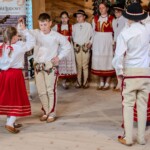 Tatrzański Zwyrt - 9. Gminny Konkurs Tańca Góralskiego i Zbójnickiego w Wiejskim Domu Kultury "Walusiówka" w Leśnicy występ zespołów z Czarnej Góry 2025-06-13 Tatrzański Zwyrt - 9. Gminny Konkurs Tańca Góralskiego i Zbójnickiego w Wiejskim Domu Kultury "Walusiówka" w Leśnicy występ zespołów z Czarnej Góry 2025-06-13