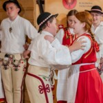 Tatrzański Zwyrt - 9. Gminny Konkurs Tańca Góralskiego i Zbójnickiego w Wiejskim Domu Kultury "Walusiówka" w Leśnicy występ zespołów z Czarnej Góry 2025-06-13 Tatrzański Zwyrt - 9. Gminny Konkurs Tańca Góralskiego i Zbójnickiego w Wiejskim Domu Kultury "Walusiówka" w Leśnicy występ zespołów z Czarnej Góry 2025-06-13