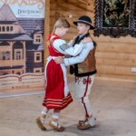 Tatrzański Zwyrt - 9. Gminny Konkurs Tańca Góralskiego i Zbójnickiego w Wiejskim Domu Kultury "Walusiówka" w Leśnicy występ zespołu "Mali Jurgowianie" 2025-06-13 Tatrzański Zwyrt - 9. Gminny Konkurs Tańca Góralskiego i Zbójnickiego w Wiejskim Domu Kultury "Walusiówka" w Leśnicy występ zespołu "Mali Jurgowianie" 2025-06-13