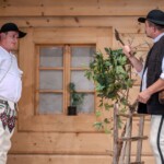 „Jedrzej Wierch i pragrafy” w BCK w wykonaniu Zespołu Góralskiego „Ślebodni” z Leśnicy-Gronia - 2025-07-16 „Jedrzej Wierch i pragrafy” w BCK w wykonaniu Zespołu Góralskiego „Ślebodni” z Leśnicy-Gronia - 2025-07-16