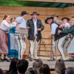 „Jedrzej Wierch i pragrafy” w BCK w wykonaniu Zespołu Góralskiego „Ślebodni” z Leśnicy-Gronia - 2025-07-16 „Jedrzej Wierch i pragrafy” w BCK w wykonaniu Zespołu Góralskiego „Ślebodni” z Leśnicy-Gronia - 2025-07-16