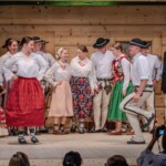 „Jedrzej Wierch i pragrafy” w BCK w wykonaniu Zespołu Góralskiego „Ślebodni” z Leśnicy-Gronia - 2025-07-16 „Jedrzej Wierch i pragrafy” w BCK w wykonaniu Zespołu Góralskiego „Ślebodni” z Leśnicy-Gronia - 2025-07-16