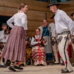 „Jedrzej Wierch i pragrafy” w BCK w wykonaniu Zespołu Góralskiego „Ślebodni” z Leśnicy-Gronia - 2025-07-16 „Jedrzej Wierch i pragrafy” w BCK w wykonaniu Zespołu Góralskiego „Ślebodni” z Leśnicy-Gronia - 2025-07-16