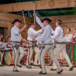 „Jedrzej Wierch i pragrafy” w BCK w wykonaniu Zespołu Góralskiego „Ślebodni” z Leśnicy-Gronia - 2025-07-16 „Jedrzej Wierch i pragrafy” w BCK w wykonaniu Zespołu Góralskiego „Ślebodni” z Leśnicy-Gronia - 2025-07-16