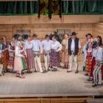 „Jedrzej Wierch i pragrafy” w BCK w wykonaniu Zespołu Góralskiego „Ślebodni” z Leśnicy-Gronia - 2025-07-16 „Jedrzej Wierch i pragrafy” w BCK w wykonaniu Zespołu Góralskiego „Ślebodni” z Leśnicy-Gronia - 2025-07-16