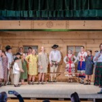 Występ Zespołów Góralskich "Zawaternik" i "Ślebodni" z Leśnicy-Gronia w Bukowiańskim Centrum Kultury 2025-07-17 Występ Zespołów Góralskich "Zawaternik" i "Ślebodni" z Leśnicy-Gronia w Bukowiańskim Centrum Kultury 2025-07-17