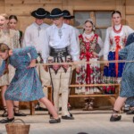 Występ Zespołów Góralskich "Zawaternik" i "Ślebodni" z Leśnicy-Gronia w Bukowiańskim Centrum Kultury 2025-07-17 Występ Zespołów Góralskich "Zawaternik" i "Ślebodni" z Leśnicy-Gronia w Bukowiańskim Centrum Kultury 2025-07-17