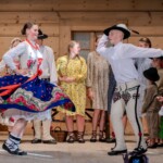 Występ Zespołów Góralskich "Zawaternik" i "Ślebodni" z Leśnicy-Gronia w Bukowiańskim Centrum Kultury 2025-07-17 Występ Zespołów Góralskich "Zawaternik" i "Ślebodni" z Leśnicy-Gronia w Bukowiańskim Centrum Kultury 2025-07-17