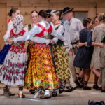 Występ Zespołów Góralskich "Zawaternik" i "Ślebodni" z Leśnicy-Gronia w Bukowiańskim Centrum Kultury 2025-07-17 Występ Zespołów Góralskich "Zawaternik" i "Ślebodni" z Leśnicy-Gronia w Bukowiańskim Centrum Kultury 2025-07-17