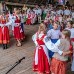 XXII Dzień Polowaca - XXIV Tatrzańskie Wici - Koncert Jubileuszowy z okazji 70-lecia istnienia zespołu dziecięcego z Jurgowa - Mali Jurgowianie - Jurgów - Amfiteatr nad rzeką Białką 2025-07-27 XXII Dzień Polowaca - XXIV Tatrzańskie Wici - Koncert Jubileuszowy z okazji 70-lecia istnienia zespołu dziecięcego z Jurgowa - Mali Jurgowianie - Jurgów - Amfiteatr nad rzeką Białką 2025-07-27