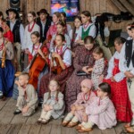 XXII Dzień Polowaca - XXIV Tatrzańskie Wici - Koncert Jubileuszowy z okazji 70-lecia istnienia zespołu dziecięcego z Jurgowa - Mali Jurgowianie - Jurgów - Amfiteatr nad rzeką Białką 2025-07-27 XXII Dzień Polowaca - XXIV Tatrzańskie Wici - Koncert Jubileuszowy z okazji 70-lecia istnienia zespołu dziecięcego z Jurgowa - Mali Jurgowianie - Jurgów - Amfiteatr nad rzeką Białką 2025-07-27