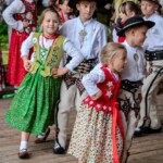 XXII Dzień Polowaca - XXIV Tatrzańskie Wici - Koncert Jubileuszowy z okazji 70-lecia istnienia zespołu dziecięcego z Jurgowa - Mali Jurgowianie - Jurgów - Amfiteatr nad rzeką Białką 2025-07-27 XXII Dzień Polowaca - XXIV Tatrzańskie Wici - Koncert Jubileuszowy z okazji 70-lecia istnienia zespołu dziecięcego z Jurgowa - Mali Jurgowianie - Jurgów - Amfiteatr nad rzeką Białką 2025-07-27