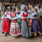 XXII Dzień Polowaca - XXIV Tatrzańskie Wici - Koncert Jubileuszowy z okazji 70-lecia istnienia zespołu dziecięcego z Jurgowa - Mali Jurgowianie - Jurgów - Amfiteatr nad rzeką Białką 2025-07-27 XXII Dzień Polowaca - XXIV Tatrzańskie Wici - Koncert Jubileuszowy z okazji 70-lecia istnienia zespołu dziecięcego z Jurgowa - Mali Jurgowianie - Jurgów - Amfiteatr nad rzeką Białką 2025-07-27