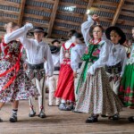 XXII Dzień Polowaca - XXIV Tatrzańskie Wici - Koncert Jubileuszowy z okazji 70-lecia istnienia zespołu dziecięcego z Jurgowa - Mali Jurgowianie - Jurgów - Amfiteatr nad rzeką Białką 2025-07-27 XXII Dzień Polowaca - XXIV Tatrzańskie Wici - Koncert Jubileuszowy z okazji 70-lecia istnienia zespołu dziecięcego z Jurgowa - Mali Jurgowianie - Jurgów - Amfiteatr nad rzeką Białką 2025-07-27