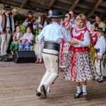 XXII Dzień Polowaca - XXIV Tatrzańskie Wici - Koncert Jubileuszowy z okazji 70-lecia istnienia zespołu dziecięcego z Jurgowa - Mali Jurgowianie - Jurgów - Amfiteatr nad rzeką Białką 2025-07-27 XXII Dzień Polowaca - XXIV Tatrzańskie Wici - Koncert Jubileuszowy z okazji 70-lecia istnienia zespołu dziecięcego z Jurgowa - Mali Jurgowianie - Jurgów - Amfiteatr nad rzeką Białką 2025-07-27