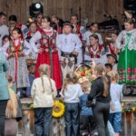 XXII Dzień Polowaca - XXIV Tatrzańskie Wici - Koncert Jubileuszowy z okazji 70-lecia istnienia zespołu dziecięcego z Jurgowa - Mali Jurgowianie - Jurgów - Amfiteatr nad rzeką Białką 2025-07-27 XXII Dzień Polowaca - XXIV Tatrzańskie Wici - Koncert Jubileuszowy z okazji 70-lecia istnienia zespołu dziecięcego z Jurgowa - Mali Jurgowianie - Jurgów - Amfiteatr nad rzeką Białką 2025-07-27