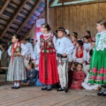 XXII Dzień Polowaca - XXIV Tatrzańskie Wici - Koncert Jubileuszowy z okazji 70-lecia istnienia zespołu dziecięcego z Jurgowa - Mali Jurgowianie - Jurgów - Amfiteatr nad rzeką Białką 2025-07-27 XXII Dzień Polowaca - XXIV Tatrzańskie Wici - Koncert Jubileuszowy z okazji 70-lecia istnienia zespołu dziecięcego z Jurgowa - Mali Jurgowianie - Jurgów - Amfiteatr nad rzeką Białką 2025-07-27