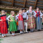 XXII Dzień Polowaca - XXIV Tatrzańskie Wici - Koncert Jubileuszowy z okazji 70-lecia istnienia zespołu dziecięcego z Jurgowa - Mali Jurgowianie - Jurgów - Amfiteatr nad rzeką Białką 2025-07-27 XXII Dzień Polowaca - XXIV Tatrzańskie Wici - Koncert Jubileuszowy z okazji 70-lecia istnienia zespołu dziecięcego z Jurgowa - Mali Jurgowianie - Jurgów - Amfiteatr nad rzeką Białką 2025-07-27