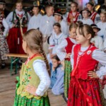 XXII Dzień Polowaca - XXIV Tatrzańskie Wici - Koncert Jubileuszowy z okazji 70-lecia istnienia zespołu dziecięcego z Jurgowa - Mali Jurgowianie - Jurgów - Amfiteatr nad rzeką Białką 2025-07-27 XXII Dzień Polowaca - XXIV Tatrzańskie Wici - Koncert Jubileuszowy z okazji 70-lecia istnienia zespołu dziecięcego z Jurgowa - Mali Jurgowianie - Jurgów - Amfiteatr nad rzeką Białką 2025-07-27