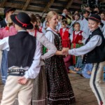 XXII Dzień Polowaca - XXIV Tatrzańskie Wici - Koncert Jubileuszowy z okazji 70-lecia istnienia zespołu dziecięcego z Jurgowa - Mali Jurgowianie - Jurgów - Amfiteatr nad rzeką Białką 2025-07-27 XXII Dzień Polowaca - XXIV Tatrzańskie Wici - Koncert Jubileuszowy z okazji 70-lecia istnienia zespołu dziecięcego z Jurgowa - Mali Jurgowianie - Jurgów - Amfiteatr nad rzeką Białką 2025-07-27