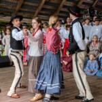 XXII Dzień Polowaca - XXIV Tatrzańskie Wici - Koncert Jubileuszowy z okazji 70-lecia istnienia zespołu dziecięcego z Jurgowa - Mali Jurgowianie - Jurgów - Amfiteatr nad rzeką Białką 2025-07-27 XXII Dzień Polowaca - XXIV Tatrzańskie Wici - Koncert Jubileuszowy z okazji 70-lecia istnienia zespołu dziecięcego z Jurgowa - Mali Jurgowianie - Jurgów - Amfiteatr nad rzeką Białką 2025-07-27