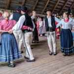 XXII Dzień Polowaca - XXIV Tatrzańskie Wici - Koncert Jubileuszowy z okazji 70-lecia istnienia zespołu dziecięcego z Jurgowa - Mali Jurgowianie - Jurgów - Amfiteatr nad rzeką Białką 2025-07-27 XXII Dzień Polowaca - XXIV Tatrzańskie Wici - Koncert Jubileuszowy z okazji 70-lecia istnienia zespołu dziecięcego z Jurgowa - Mali Jurgowianie - Jurgów - Amfiteatr nad rzeką Białką 2025-07-27