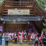 XXII Dzień Polowaca - XXIV Tatrzańskie Wici - Koncert Jubileuszowy z okazji 70-lecia istnienia zespołu dziecięcego z Jurgowa - Mali Jurgowianie - Jurgów - Amfiteatr nad rzeką Białką 2025-07-27 XXII Dzień Polowaca - XXIV Tatrzańskie Wici - Koncert Jubileuszowy z okazji 70-lecia istnienia zespołu dziecięcego z Jurgowa - Mali Jurgowianie - Jurgów - Amfiteatr nad rzeką Białką 2025-07-27