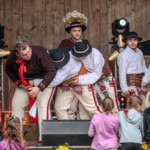 XXII Dzień Polowaca - XXIV Tatrzańskie Wici - Podhale Grupa Spiska z Jurgowa - Poprawiny - Jurgów - Amfiteatr nad rzeką Białką 2025-07-27 XXII Dzień Polowaca - XXIV Tatrzańskie Wici - Podhale Grupa Spiska z Jurgowa - Poprawiny - Jurgów - Amfiteatr nad rzeką Białką 2025-07-27
